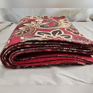 Better Homes & Gardens Placemats Set of 7 Red Gold Paisley Jacquard Tapestry